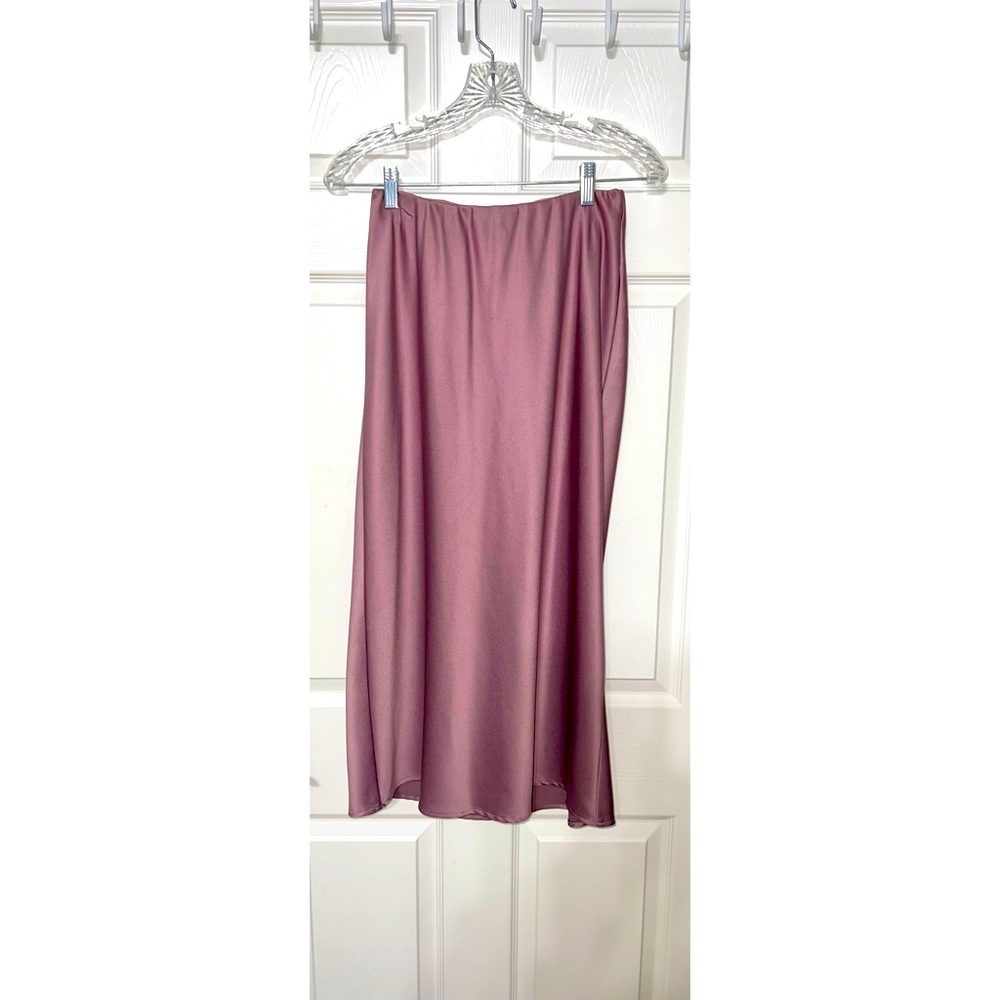 Lilac slip skirt with elastic waist